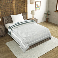 Cotton Single Size Quilt Hand Block Print for Light Winters (150x225 cm) (Blue Grey Paan)