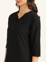BLOCKS OF INDIA Women Solid Kurta With Trouser (Black)