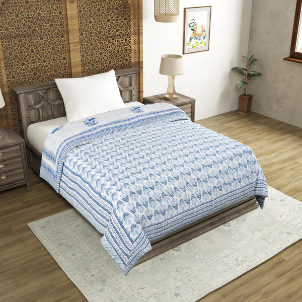 Cotton Single Size Quilt/ Rajai Hand Block Print for Light Winters (150x225 cm) (Blue Leaf)
