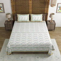BLOCKS OF INDIA Hand Block Printed 300 TC Cotton Super King Size Bedsheet(106 x 106)