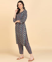 women wear