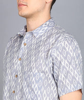 grey shirt