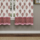 red curtain
